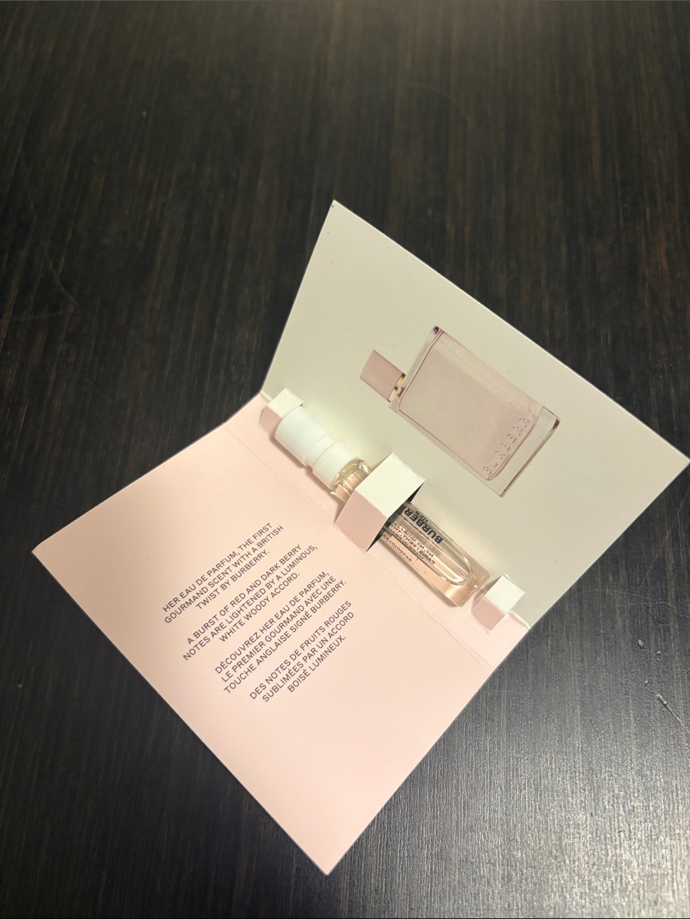 Burberry Her perfume mini sample